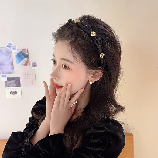 Temperament camellia retro headband for women with high skull and face, small pressed hair headband, high-end hairpin, headband, hair bundle, champagne color