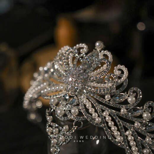 
Chi Xing elegant and gorgeous European and American retro bride crown wedding wedding dress crown styling and makeup headdress stage birthday hair accessories retro zircon pendant crown YLD-096
