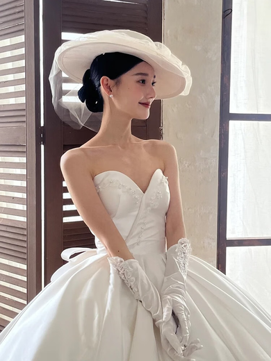 Clcey Wedding Gants Robe Bridal Satin French Retro Lace Mandon Hands Blanc Long Mariage de mariage Couvre de bras Satin Round Glants de fleur de tête Environ 40 cm