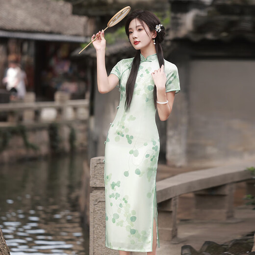 NUKM2025 Été nouveau produit Cheongsam Young Young Long Double-couche Imitation acide acétique Tempérament Lady Chinese Style Cheongsam Long Robe 6629 Purple 2xl