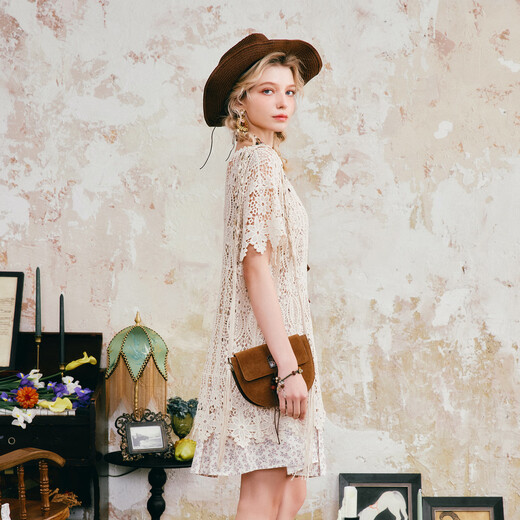 Wancaoyi 2025 summer new casual loose lace two-piece fashion suit off-white S