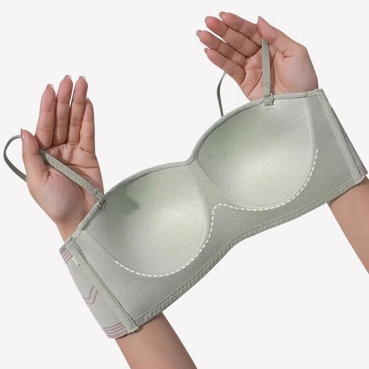 Sous-vêtements sans trace pour les femmes rassemblant les petits seins des soutiens-gorge confortables fines avec des bretelles minces sans glissement