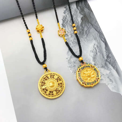 Ya Ge Vietnam Sand Gold Round Pendant Women's Gold-plated Eight Treasures Blessing Necklace Sweater Chain Pendant Men's Gold-Plated Compass Peace Buckle Small Round Head Ten Thousand Words Eight Treasures Blessings Approximately 2.97cm8g