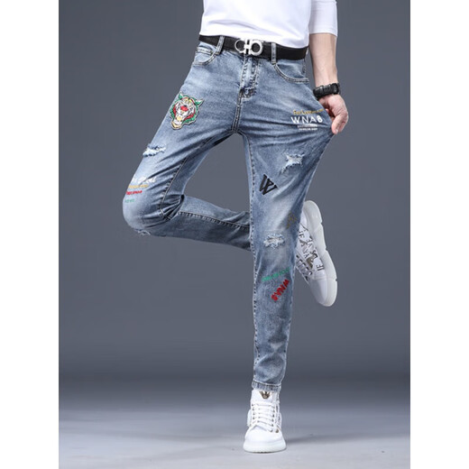 
AEMAPE high-end brand ripped print jeans men 2025 new slim straight-leg small foot embroidered versatile pants men sky blue 6626 28 2.1 feet