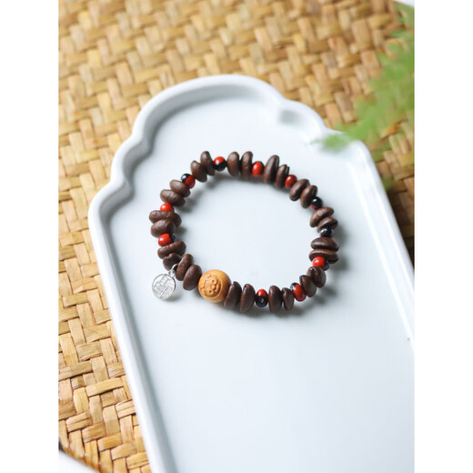 Handmade charcoal coffee bean bracelet autumn and winter hanging car hanging bag hanging blue sky white cloud pendant style men and women boutique gift coffee bean blue sky white cloud pendant style