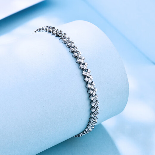 Gold Supreme (3DG Jewelery) Platinum PT950 Fishbone Bracelet Classic Versatile Bracelet for Girlfriend and Wife Birthday Gift Price Total Weight 7.95 Grams (With Jewelry Gift Box)