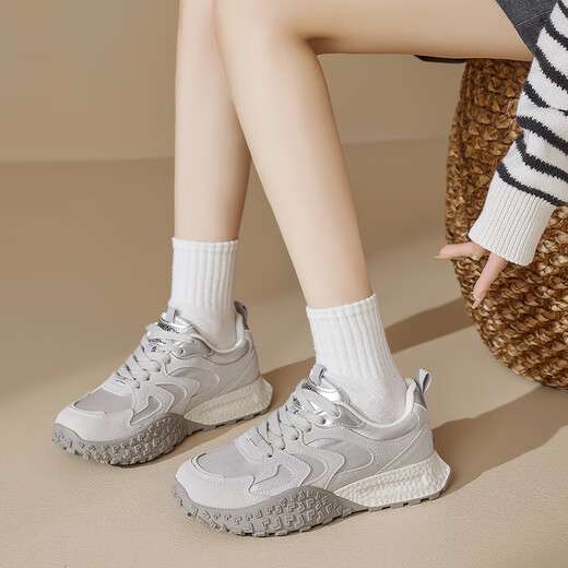 Aogu Shiden Ballet Training Chaussures pour les femmes 2025 Nouveau printemps et automne épais semelles rétro sportives et loisirs Small Forrest Gump Shoes H14122 Beige 35