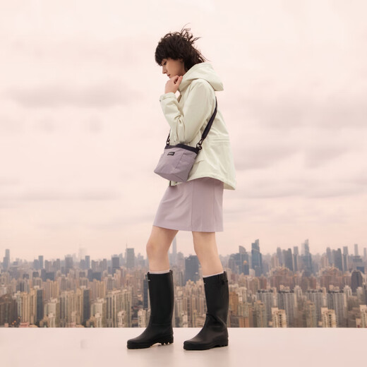 AIGLE【春夏新品】艾高夹克GORE-TEX防风防雨透汽鱼尾收腰女士 鸽子奶白 BI844 38 (165/88A)