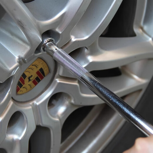 Meipai Dafei socket wrench tire wrench car repair tool box 10-piece set self-driving travel rescue tool