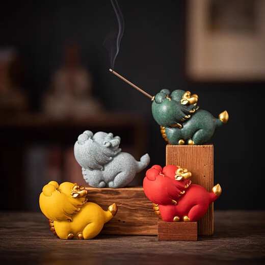 BOSSY Forbidden City Cultural and Creative Figure Zodiac Dragon Tea Pet Flying Little Dragon Gift Home Desktop Decoration Creative Decoration Flying Little Dragon Color Gold Green Gift Box