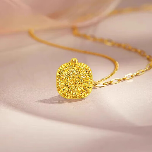 OeinOEIN gold sparkling small sugar cube necklace 999 pure gold sweet brushed pendant as a holiday gift for your girlfriend 0.8g small sugar cube necklace