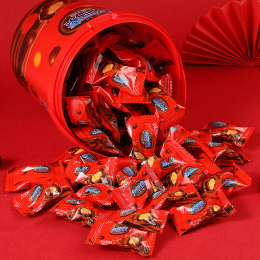 
No more words: 2 barrels of Mailsu barrel dark chocolate beans sandwich casual internet celebrity snacks chocolate candy for children [4 barrels/672g] chocolate flavor + strawberry flavor