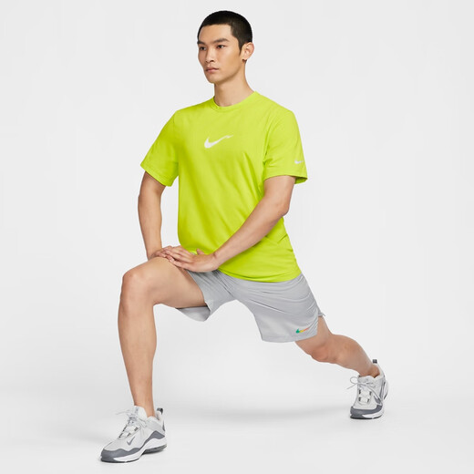 耐克（NIKE）官方HYVERSE DRI-FIT男子防晒速干短袖上衣夏季T恤HV4882 389明黄/山峰白/银 3XL