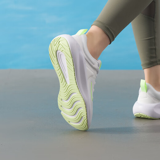 NIKE women's shoes 2025 autumn new sports shoes outdoor training shoes wear-resistant, lightweight, breathable and slow HF1103-101 36