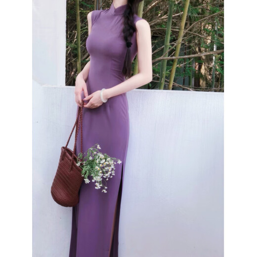 Im neuen chinesischen Stil des europäischen (Yiou) White Purpur modifizierten Cheongsam -Rock