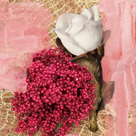 Byredo Official No Man's Land Rose Body Lotion 450ml Byredo is a gift for your girlfriend and is on clearance.