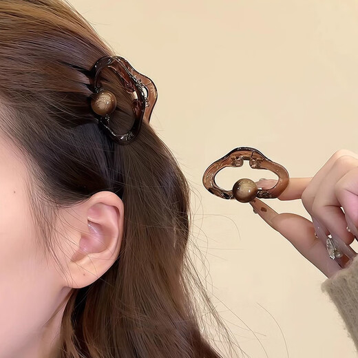Amber small size grabber female high-end half-tied hairpin for the back of the head 2025 new style side bangs clip headwear Kazu cloud grabber 5cm 1 piece