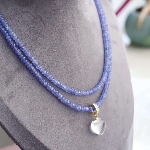 Huaiyin natural tanzanite necklace women's clavicle chain simple style jewelry gift for girlfriend and best friend birthday gift white crystal love pendant