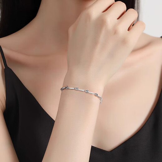 Bovia platinum bracelet women's pt950 platinum bracelet women's lucky star pendant baby's breath jewelry platinum 6.7-6.8 grams length 17+2cm
