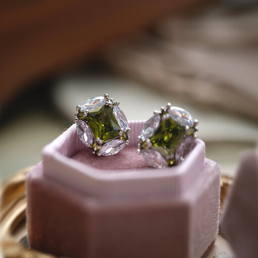 Shien heavy craftsmanship natural olive emerald earrings for women s925 sterling silver amethyst tanzanite high carbon diamond earrings earrings amethyst diamond (925 silver)