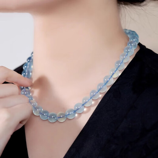 Eternal symbol light luxury brand aquamarine necklace for women, crystal clavicle chain, ice seed blue pendant, birthday gift for men, bead diameter is about 8mm, length is about 40cm, 1 carat