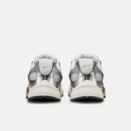 耐克（NIKE）V5 RNR男鞋轻量缓震支撑运动休闲鞋舒适防滑耐磨低帮复古跑步鞋 HJ5228-102 42