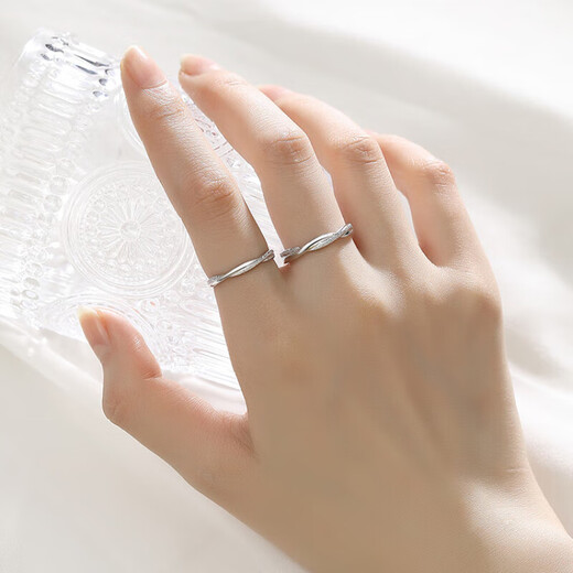Mansheng Möbius ring 999 sterling silver couple ring men's and women's plain ring ring birthday Valentine's Day gift for girlfriend, female model