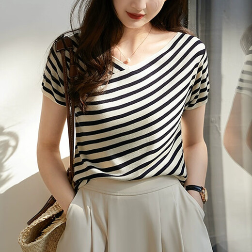 Pier Cardin French striped short-sleeved T-shirt for women in summer 2025 new loose slim v-neck thin knit sweater ice silk top DX829# striped color S recommended 85-99Jin [Jin equals 0.5 kg]