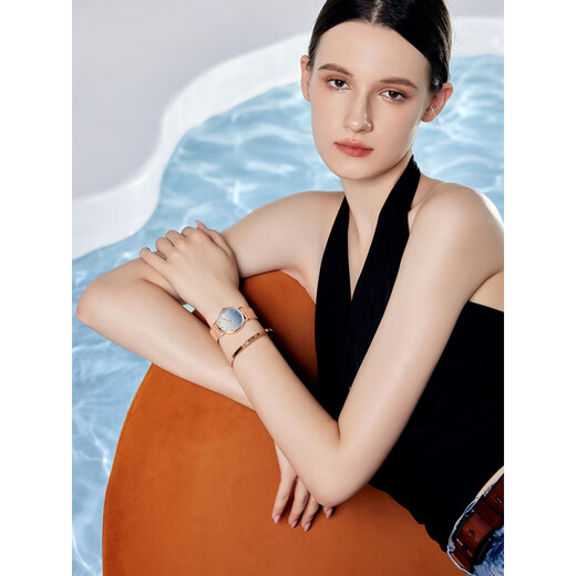 FILA Gypsophila Watch Gift Box Women's Niche Light Luxury Quartz Steel Band Watch Girlfriend Gift 6072 Chinese Valentine's Day Four-piece Gift Box 6072-101