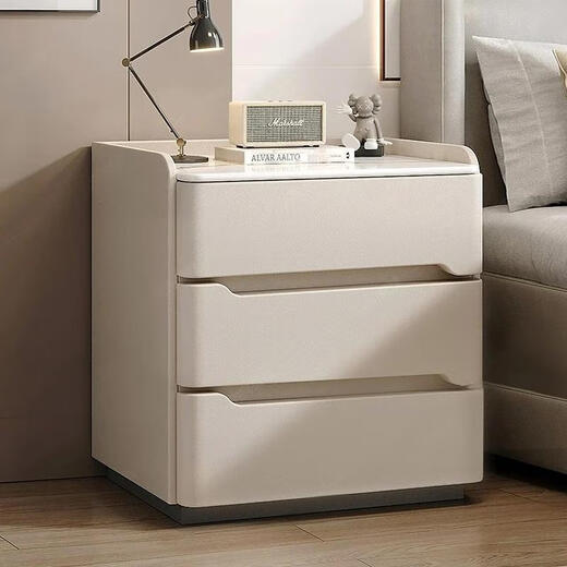 Der intelligente Nachttisch von Naihe ist schlicht, modern und hochwertig, mit drei Schubladen, leichter Luxus, montagefreier Nachttisch aus Massivholz für Zuhause, Schlafzimmer, gebrochenes Weiß + Schiefer, Massivholzschublade, Länge 40 x Breite 40 x Höhe 58