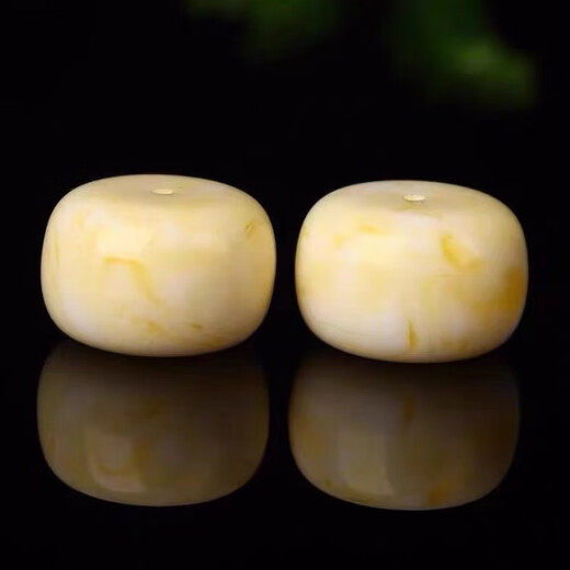 Fat Donglai's same style beeswax single bead barrel bead drum bead pancake wheel bead pier top bead with bead large Vajra star and moon bodhisattva 16mm chicken fat yellow one