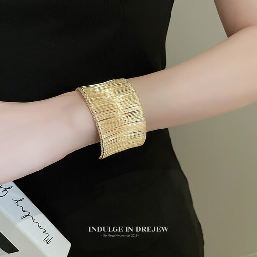 QUAMER Exaggerated Opening Wide Bracelet Women's 2025 New Bracelet Light Luxury Niche Exquisite Armband Bracelet Jewelry Gold-Style 1