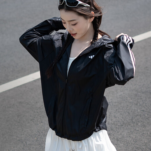 Adidas Sportset Frauen 2025 Frühling und Sommer Neue winddichte gewebte Kapuzenjacke Jacke Schnell trocken atmungsaktive Fußhosen Is8036+JZ2174 L