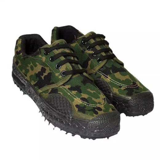 
3531 camouflage shoes Jiefang shoes construction site wear-resistant men and women labor protection shoes rubber shoes labor shoes work men's shoes 3537 thick sole low top number camouflage 41