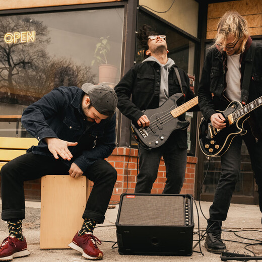 Positive Grid Spark LIVE Speaker Street Show Electric Guitar Bass Guitar Outdoor Playing and Singing Spark LIVE comes standard with original rechargeable battery