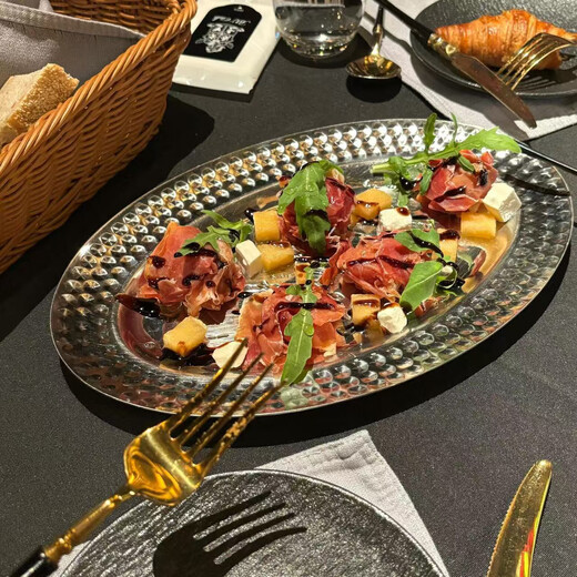 西餐创意餐具时尚网红锤印钻石银椭圆形盘龙虾芝士不锈钢盘子鱼盘 yh-钢色锤边椭圆形盘 35cm 3523