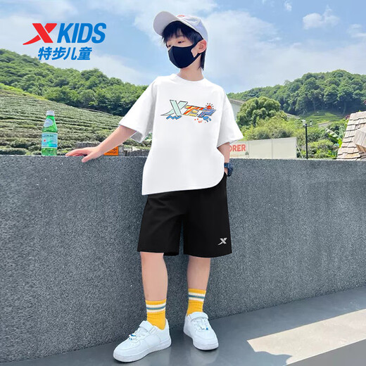 XTEP Kindersportanzug für die atmungsaktiven und modischen Kurzfilm-Shorts-Shorts von Männern zweiteilerer Kinder-T-Black-Pants-9374 150 für Männer von Männern.