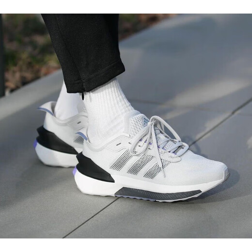 Adidas Schuhe Avryn Polster, Anti-Rutsch, Leicht, atmungsaktiv, lässige Sport-Jogging-Schuhe HP Offizielles Flaggschiff Authentic ID9434 Plrboost 44.5