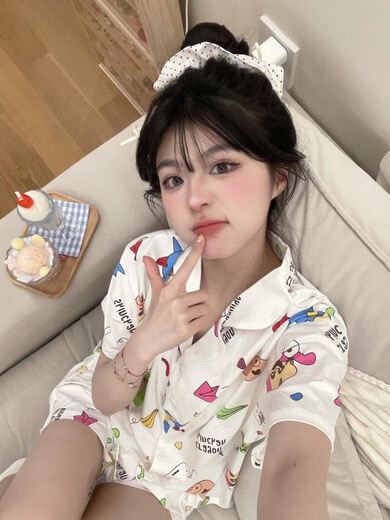 Tan Beiman Crayon Shin-Shirt Japonais Ensemble en trois pièces Crayon Shin-Shirt Fime Fime Minet Card à manches courtes Card KK-14140 Set à trois pièces à manches courtes L Size 100-120Jin [Jin est égal à 0,5 kg]