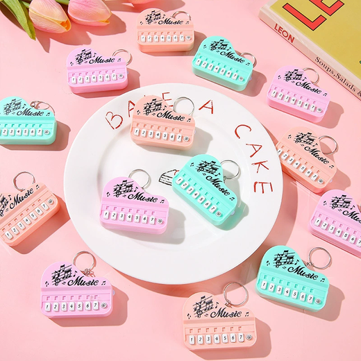 Early Education Educational Educational Sound Effect Small Speaker Recording Amplification Children's Creative Toy Loud Male Small Speaker Popular Internet Celebrity Mini Electronic Keyboard Playing Music Keychain Pendant