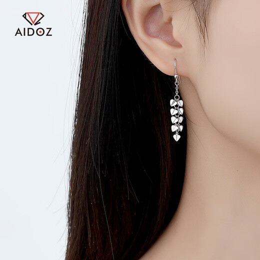 Aido Diamond pt950 platinum love-shaped tassel earrings for women, fashionable platinum ear hooks, versatile earrings, one pair, 2.8-3.0 grams