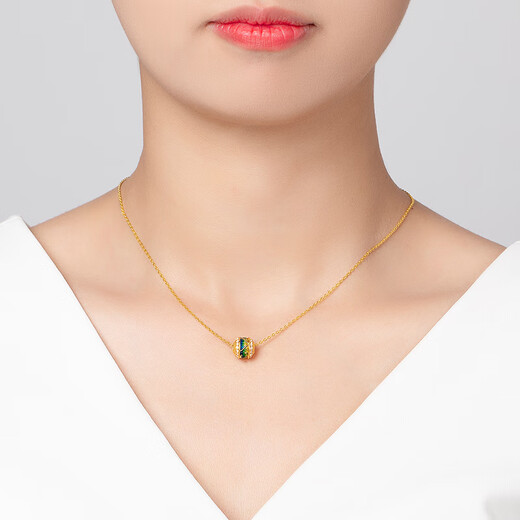 Mingzuan International 18K gold pendant for women painted au750 transfer beads thousands of miles away inlaid clavicle chain as a birthday gift for girlfriend