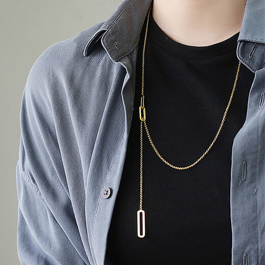 Feiyu simple cold style geometric square adjustable long sweater necklace chain autumn and winter titanium steel 18K gold tassel pendant gold