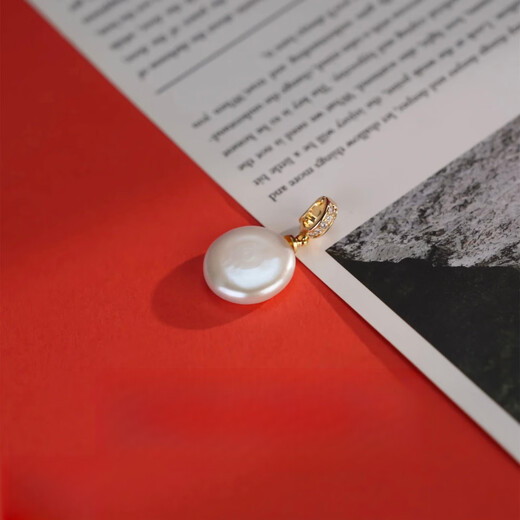 Shien natural freshwater button Baroque special-shaped pearl button pendant women's versatile niche accessories new jewelry button universal buckle pendant