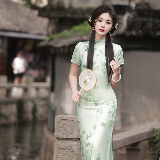 NUKM2025 Été nouveau produit Cheongsam Young Young Long Double-couche Imitation acide acétique Tempérament Lady Chinese Style Cheongsam Long Robe 6629 Purple 2xl