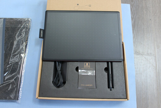 WACOMCTl-672手绘写字板和冠电子bamboo671网课入门电脑绘画板 ctl-672标准版 27.7x18.9cm