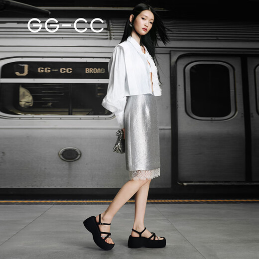 GG-CC [Yang Chaoyue Same Style] Sommer Chanson Sommer Neuer modischer Strassbein schwarzer dicker Solid-Sandalen für Frauen G25S1024 Black Diamond Sandals 36