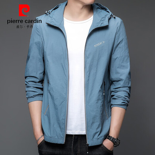 Pierre Cardin 2025 Nouveaux vêtements de protection solaire Men's Men's Summer Thin Outdoor Ice Silk Hooded UV Sun Protection Veste Trend N9928 Mist Blue M 170 105-120Jin [Jin est égal à 0,5 kg]