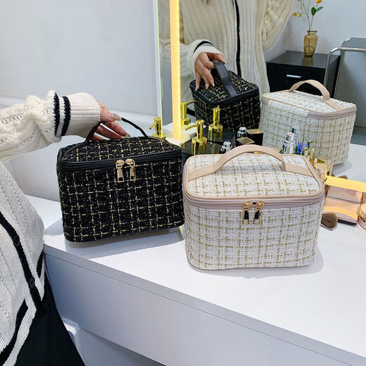 Xiaoxiangfeng cosmetic bag, good-looking, stain-resistant and durable, large capacity, portable handheld cosmetic storage bag, student version, Xiaoxiangfeng cosmetic bag, black, quality assurance - if it breaks, we will compensate you