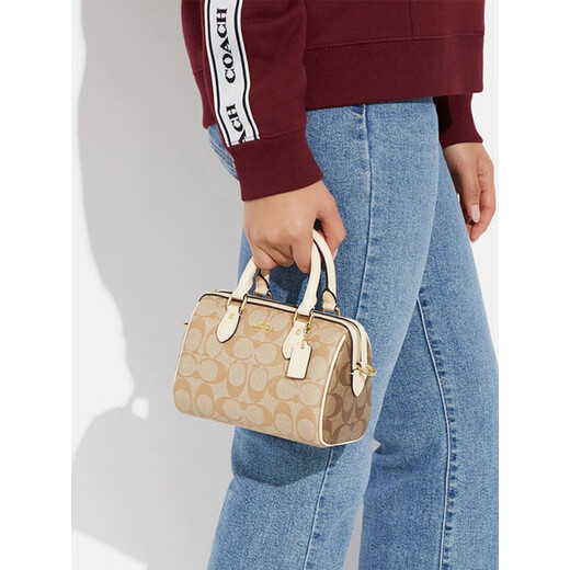 CoaCH Lacey20 classic presbyop handheld crossbody bag Boston mini pen bag official flagship [Medium bean paste color] CY679 IMXI9